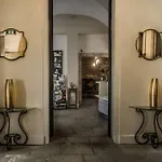 Marquis De La Baume Hotel