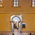 Western Marquis De La Baume 4* Nîmes