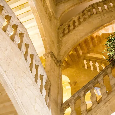 Hotel Marquis De La Baume 4*