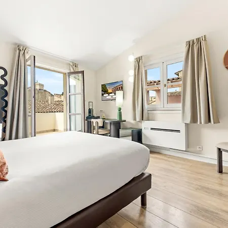 Western Marquis De La Baume Hotel 4*