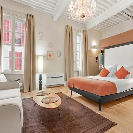 Western Marquis De La Baume 4* Nîmes