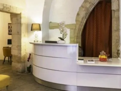 Western Marquis De La Baume Nîmes