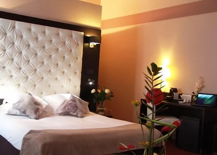 Western Marquis De La Baume 4*