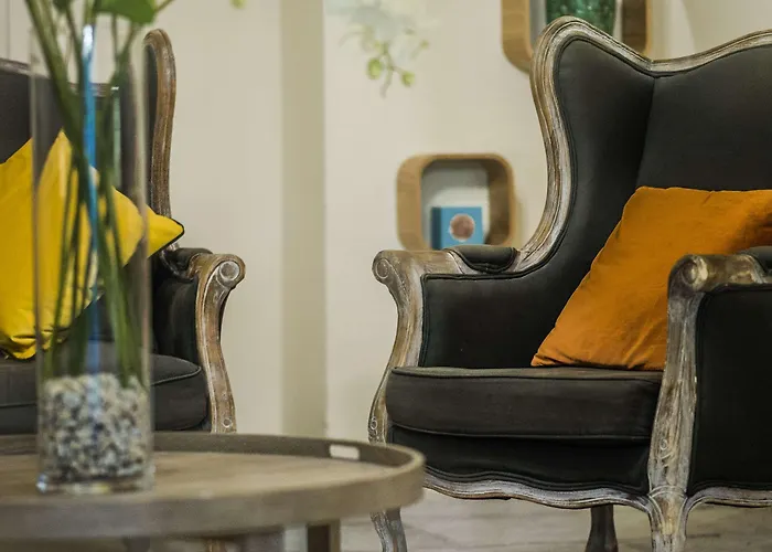 Western Marquis De La Baume