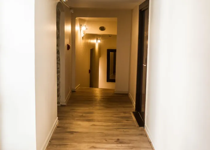 Western Marquis De La Baume Hotel Nîmes