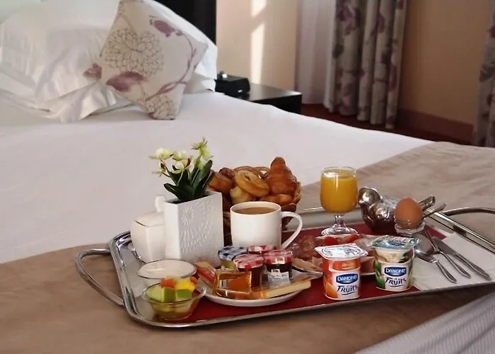 Western Marquis De La Baume Hotel 4*