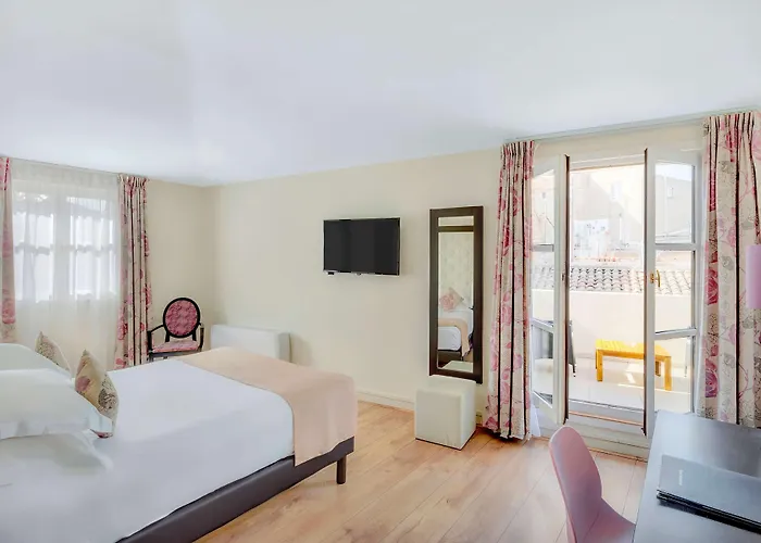 Western Marquis De La Baume 4* נים