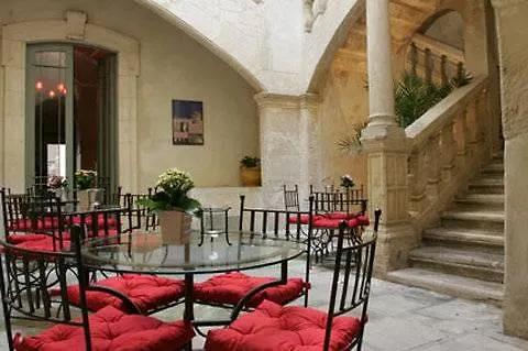 Western Marquis De La Baume מלון